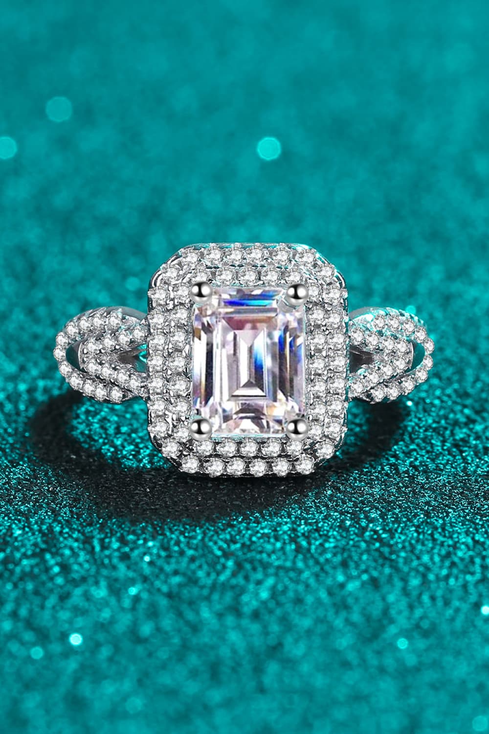 Can't Stop Your Shine 2 Carat Moissanite Ring - Dash Trend