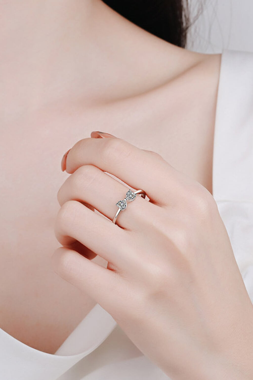 Moissanite Bow Rhodium-Plated Ring - Dash Trend